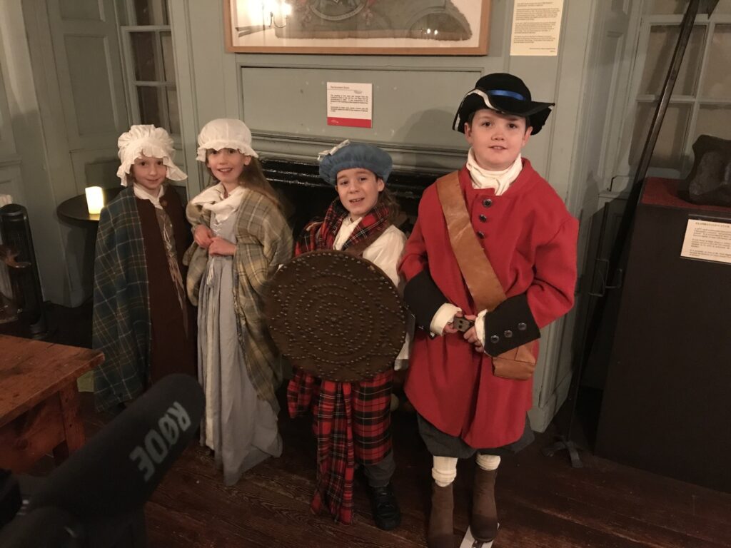 School pupils dressed as Jacobites