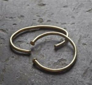 Bronze Age penannular gold bracelets